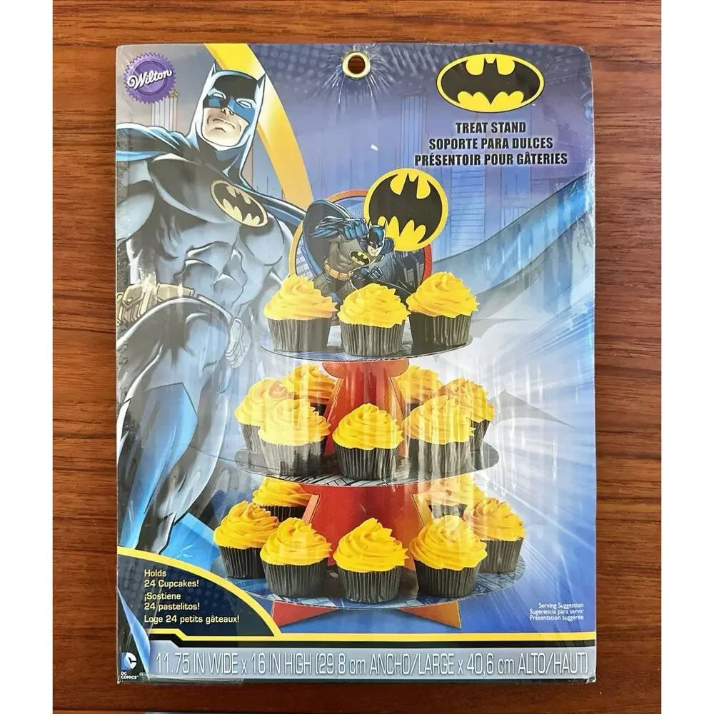 NEW Wilton BATMAN Themed Birthday Treat Cupcake Stand Holds 24 Count